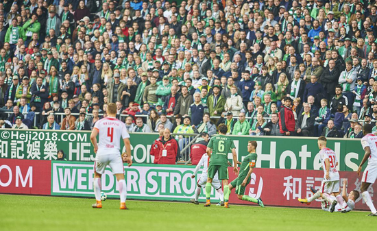  汉诺威96中场核心伤愈回归，指挥调度掌控全局  